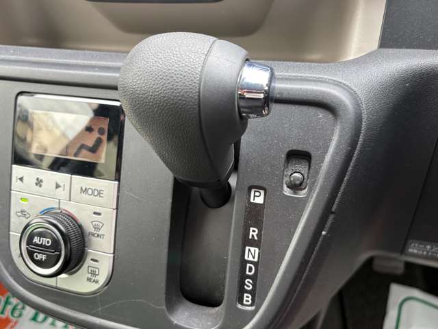 トヨタ パッソ １．０ モーダ Ｇパッケージ ４ＷＤ H28年 () 99