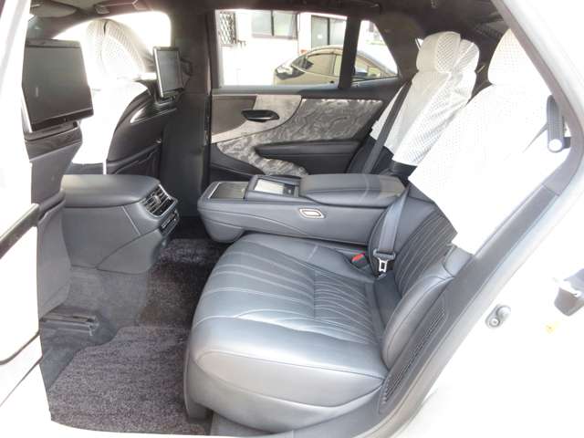 レクサス ＬＳ５００ｈ ５００Ｈ エグゼクティブ アドバンスト ドライブ ４ＷＤ R3年 (関東) 99