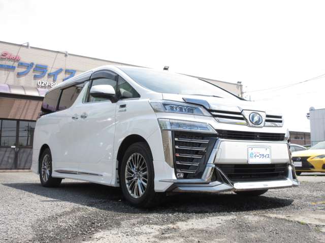 トヨタ ヴェルファイア　ハイブリッド ハイブリッド ２．５ エグゼクティブ ラウンジ Ｚ ロイヤルラウンジ Ｅ－ＦＯＵＲ ４ＷＤ R1年 (関東) 99