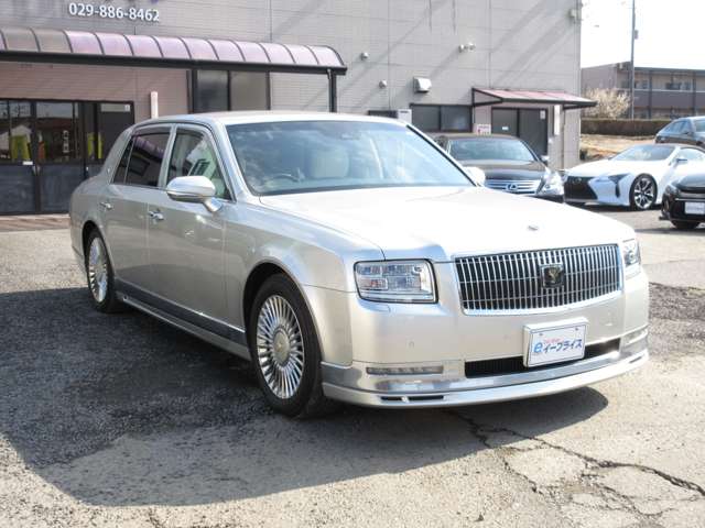 トヨタ センチュリー　ハイブリッド ５．０ R3年 (関東) 99