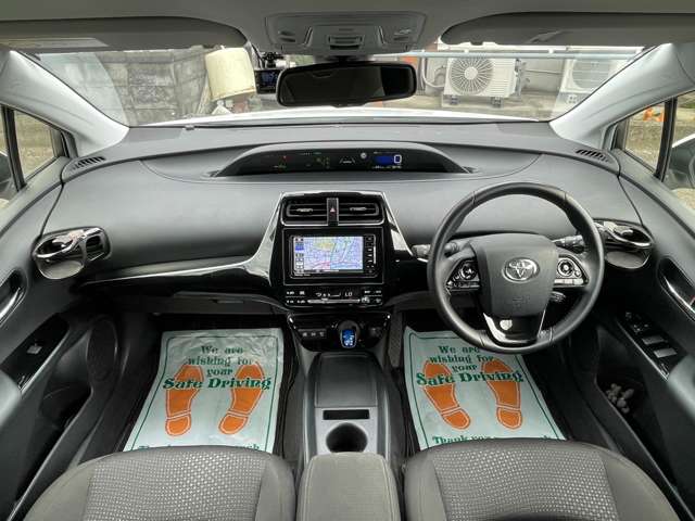 トヨタ プリウス １．８ Ｓ セーフティ プラスＩＩ R3年 (甲信越・北陸) 99