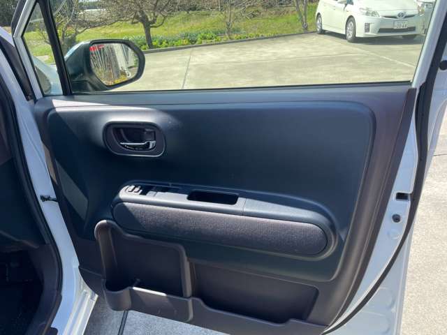 トヨタ スペイド １．５ Ｆ クイーン H27年 (東北) 99