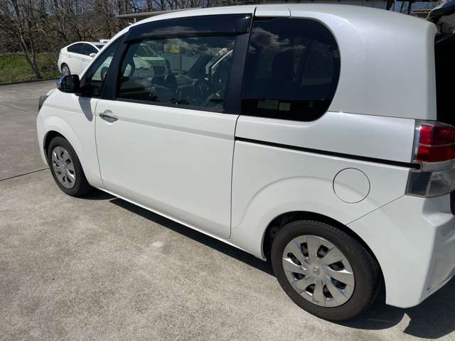 トヨタ スペイド １．５ Ｆ クイーン H27年 (東北) 99