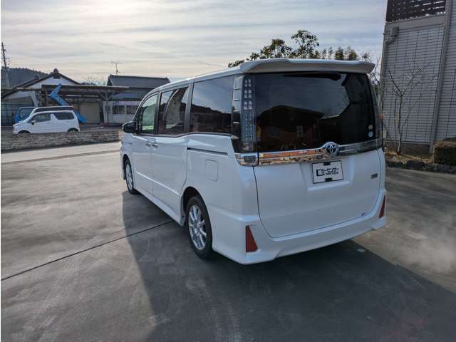トヨタ ヴォクシー １．８ ハイブリッド ＺＳ 煌ＩＩ H28年 (東北) 99