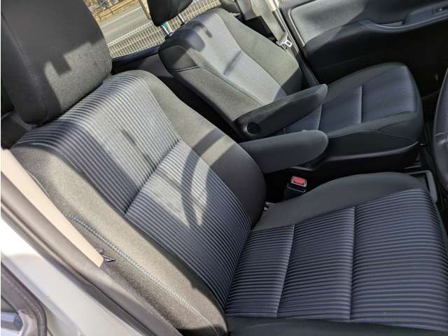トヨタ ヴォクシー １．８ ハイブリッド ＺＳ 煌ＩＩ H28年 (東北) 99