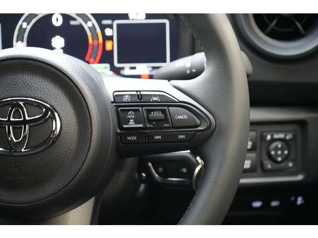 トヨタ ＧＲヤリス １．６ ＲＣ ＋ エアロ パフォーマンス パッケージ ４ＷＤ R8年 (関東) 99