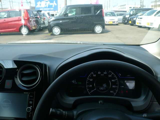 日産 ノート １．２ Ｅ－ＰＯＷＥＲ Ｘ H29年 (甲信越・北陸) 99