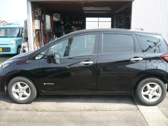 日産 ノート １．２ Ｅ－ＰＯＷＥＲ Ｘ H29年 (甲信越・北陸) 99