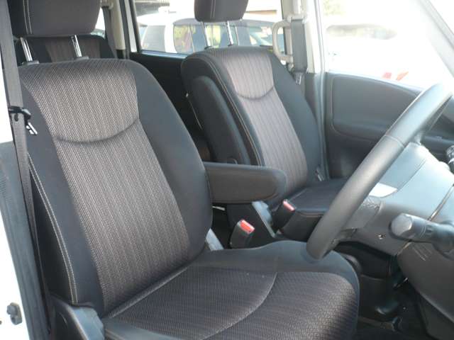 日産 セレナ ２．０ ハイウェイスター Ｓ－ＨＹＢＲＩＤ H26年 (甲信越・北陸) 99