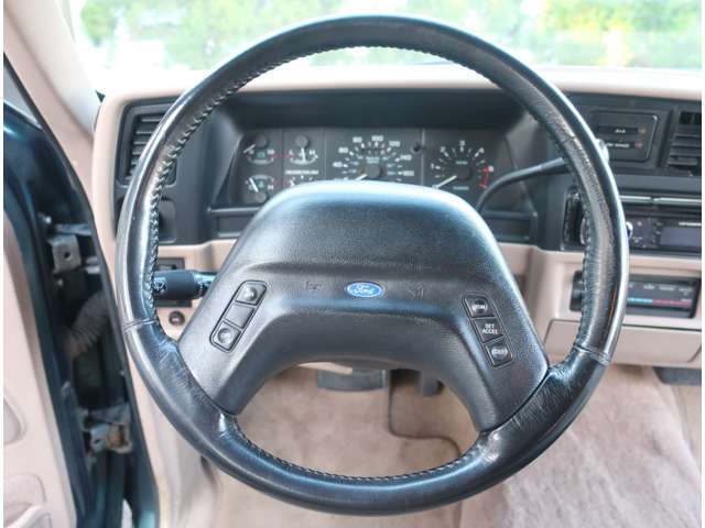 フォード エクスプローラー ＸＬＴ ４ＷＤ H6年 (関東) 99