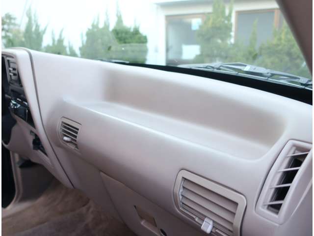 フォード エクスプローラー ＸＬＴ ４ＷＤ H6年 (関東) 99
