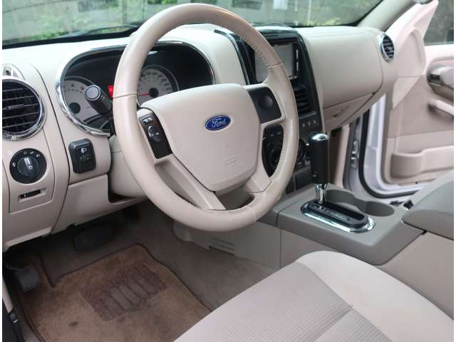 フォード エクスプローラー ＸＬＴ ４ＷＤ H19年 (関東) 99
