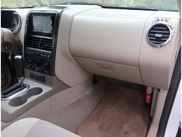 フォード エクスプローラー ＸＬＴ ４ＷＤ H19年 (関東) 99