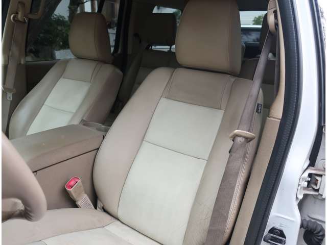 フォード エクスプローラー ＸＬＴ ４ＷＤ H21年 (関東) 99
