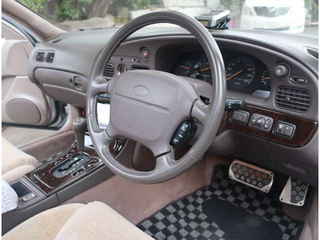 日産 インフィニティＱ４５ ４．５ タイプＶ H5年 (関東) 99