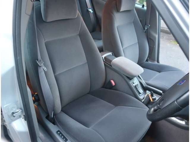 サーブ ９−５ ２．３ｔ H12年 (関東) 99