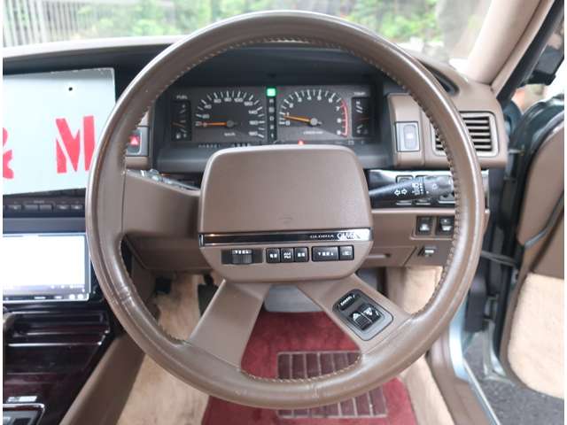 日産 シーマ ３．０ タイプＩＩ H2年 (関東) 99