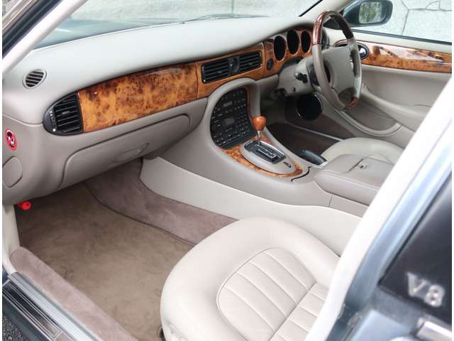 ジャガー ＸＪ ＸＪエグゼクティブ ４．０－Ｖ８ H10年 (関東) 99
