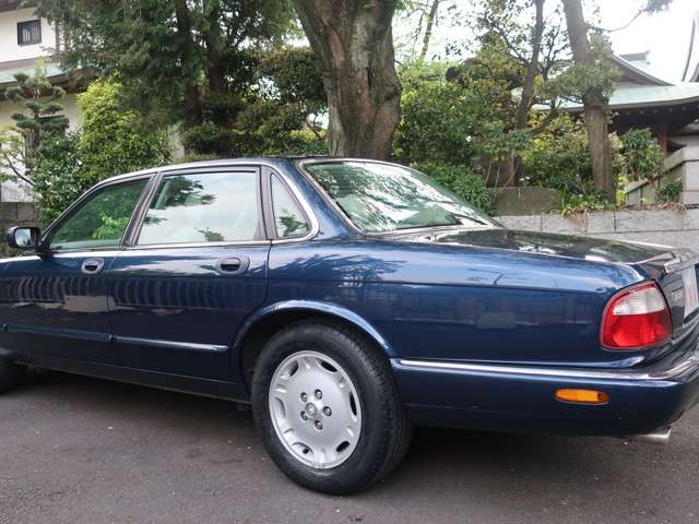 ジャガー ＸＪ ＸＪエグゼクティブ ４．０－Ｖ８ H11年 (関東) 99