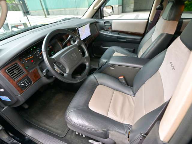 ダッジ デュランゴ Ｒ／Ｔ ５．９ Ｖ８ ４ＷＤ H13年 (関東) 99