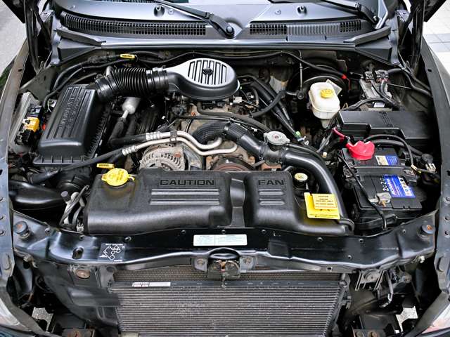 ダッジ デュランゴ Ｒ／Ｔ ５．９ Ｖ８ ４ＷＤ H13年 (関東) 99
