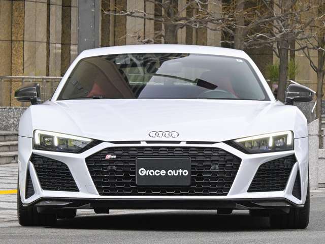 アウディ Ｒ８ Ｖ１０ パフォーマンス ５．２ ＦＳＩ クワトロ ４ＷＤ R2年 (関東) 99