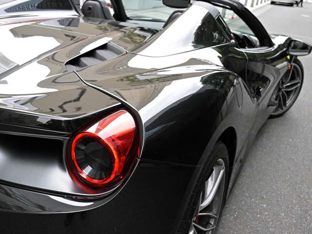 フェラーリ ４８８スパイダー Ｆ１ ＤＣＴ H30年 (関東) 99