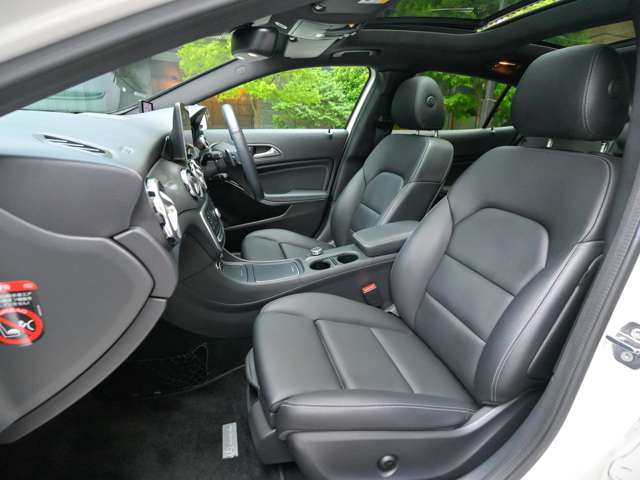 メルセデスベンツ ＧＬＡクラス ＧＬＡ２２０ ４マチック ４ＷＤ R1年 (関東) 99