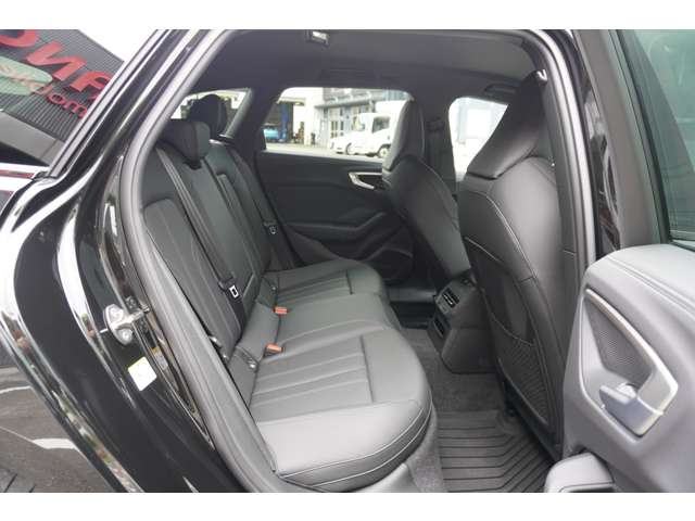 アウディ Ａ５　アバント ＴＦＳＩ １１０ＫＷ Ｓラインパッケージ R7年 (東北) 99