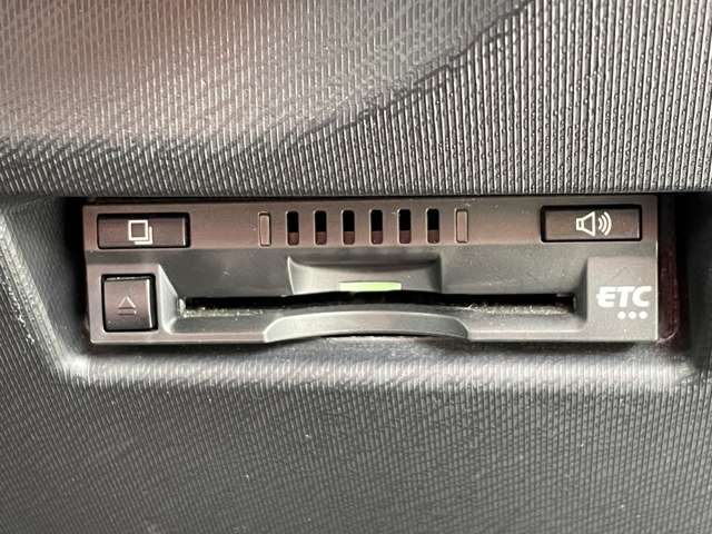 トヨタ アクア １．５ Ｇ ＧＲスポーツ １７インチパッケージ R1年 (東北) 99