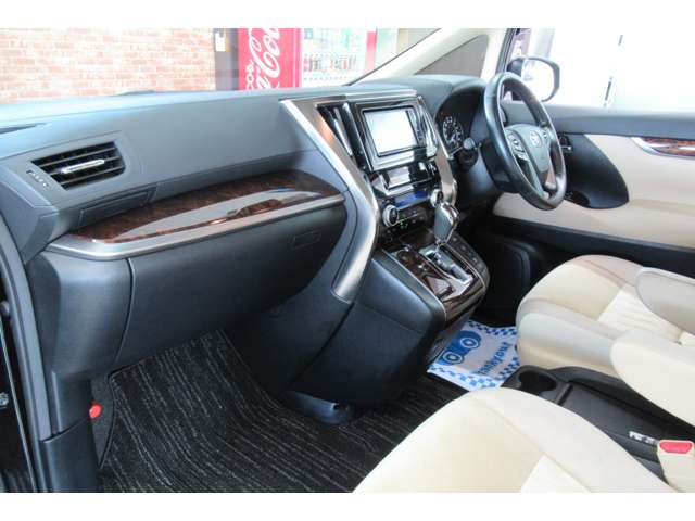 トヨタ ヴェルファイア ２．５ Ｘ ４ＷＤ H30年 (東北) 99