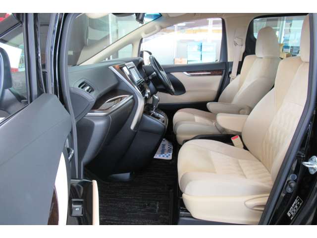 トヨタ ヴェルファイア ２．５ Ｘ ４ＷＤ H30年 (東北) 99