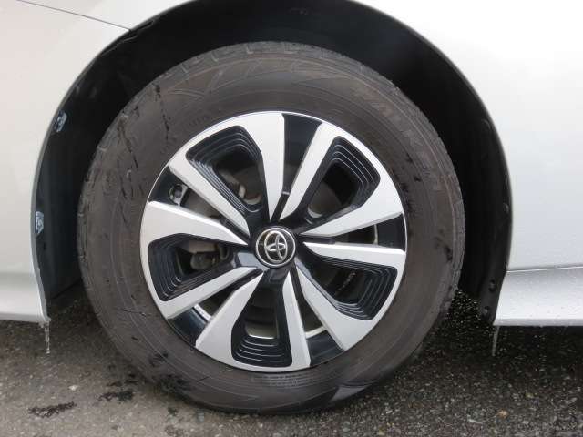 トヨタ プリウスＰＨＶ １．８ Ｓ ナビパッケージ H29年 (東北) 99