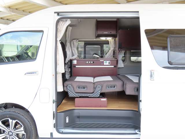 トヨタ ハイエースバン ナッツＲＶ R4年 (関東) 99