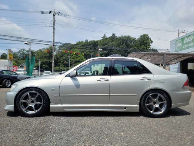 トヨタ アルテッツァ ２．０ ＲＳ２００ Ｚエディション H10年 (関東) 99