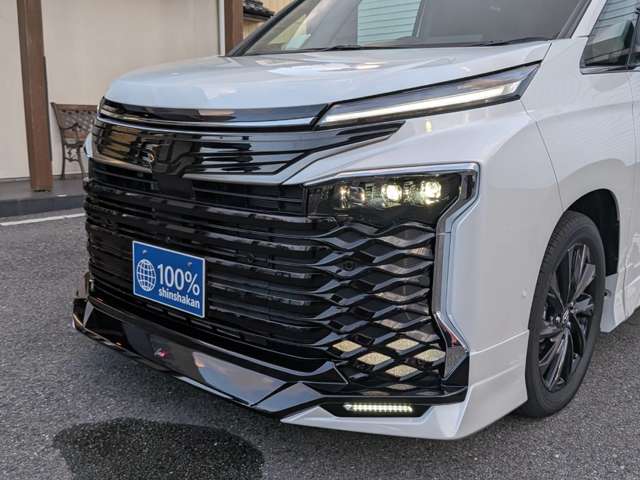 トヨタ ヴォクシー １．８ ハイブリッド Ｓ－Ｚ R8年 (関東) 99