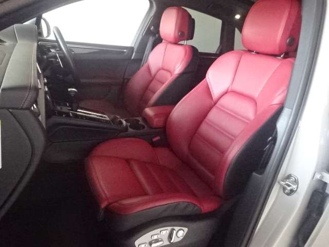 ポルシェ マカン Ｓ ＰＤＫ ４ＷＤ R5年 (甲信越・北陸) 99