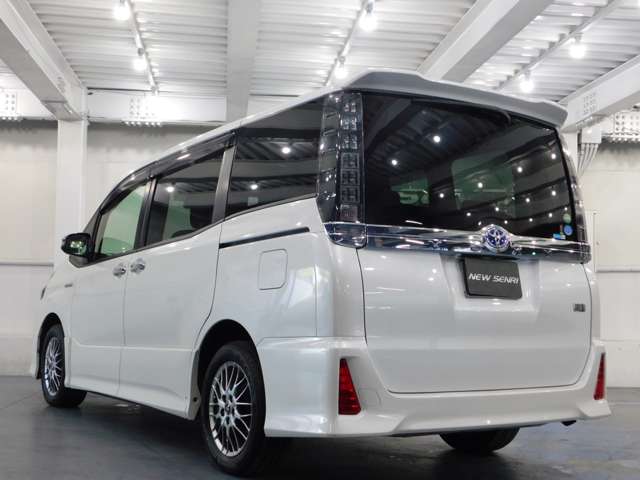 トヨタ ヴォクシー １．８ ハイブリッド ＺＳ 煌ＩＩ H29年 (近畿) 99