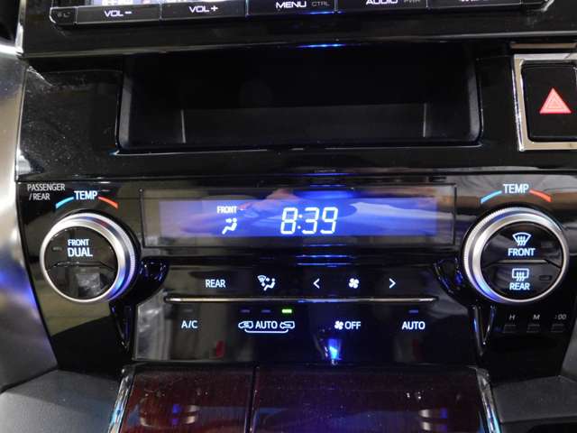 トヨタ ヴェルファイア ２．５ Ｖ H27年 (近畿) 99