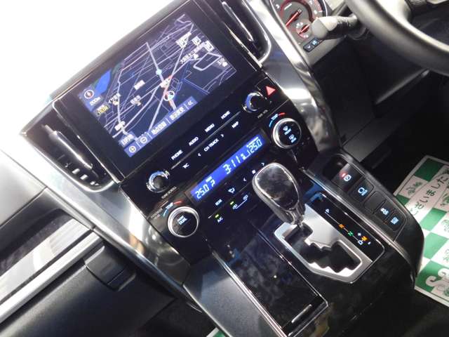 トヨタ ヴェルファイア ２．５ Ｚ ゴールデンアイズ R2年 (近畿) 99