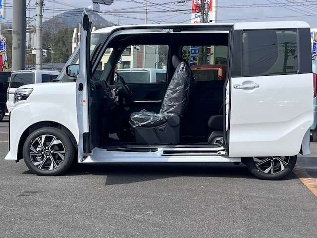 ダイハツ タント ６６０ カスタム Ｘ リミテッド R8年 (中国) 99