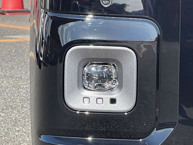 三菱 デリカ　ミニ ６６０ Ｇ プレミアム ４ＷＤ R8年 (中国) 99