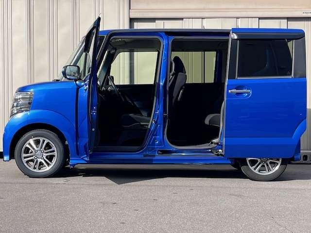 ホンダ Ｎ　ＢＯＸ ６６０ カスタムＧ Ｌパッケージ H29年 (中国) 99