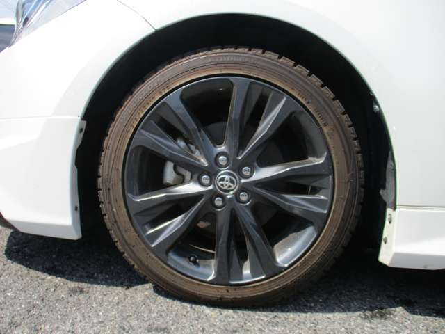 トヨタ カローラ　ツーリング　ハイブリッド １．８ ハイブリッド ＷＸＢ Ｅ－ＦＯＵＲ ４ＷＤ R3年 (中国) 99