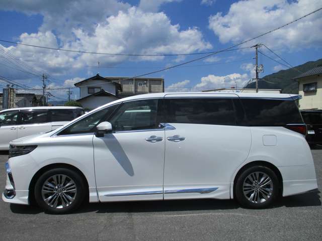 トヨタ アルファード ２．５ Ｚ R7年 (中国) 99