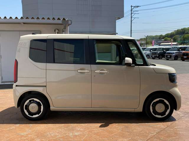 ホンダ Ｎ　ＢＯＸ ６６０ ファッションスタイル モノトーン R7年 (中国) 99