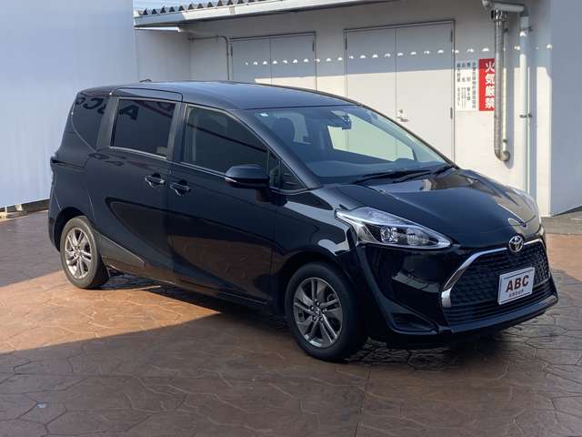 トヨタ シエンタ １．５ Ｇ R3年 (中国) 99