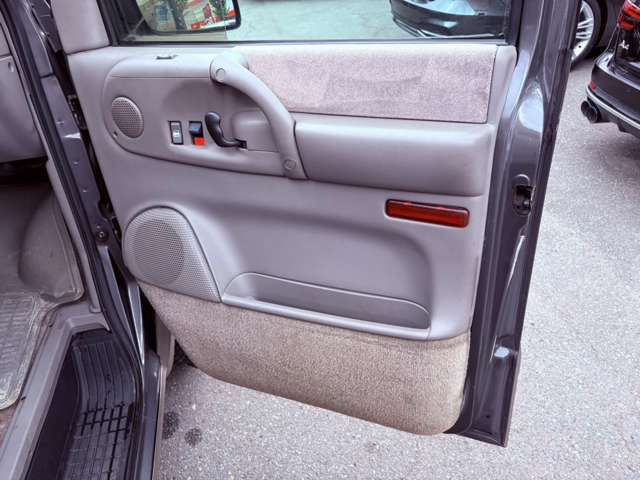 シボレー アストロ ＬＴ ４ＷＤ H13年 (東北) 99