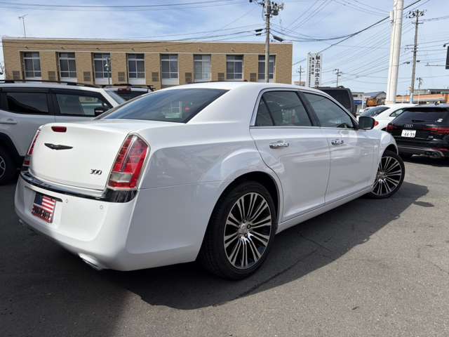 クライスラー ３００ Ｃ　ラグジュアリー H25年 (東北) 99