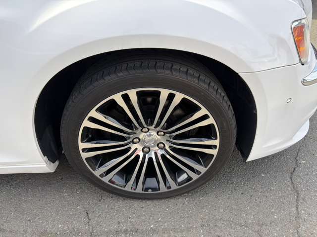 クライスラー ３００ Ｃ　ラグジュアリー H25年 (東北) 99